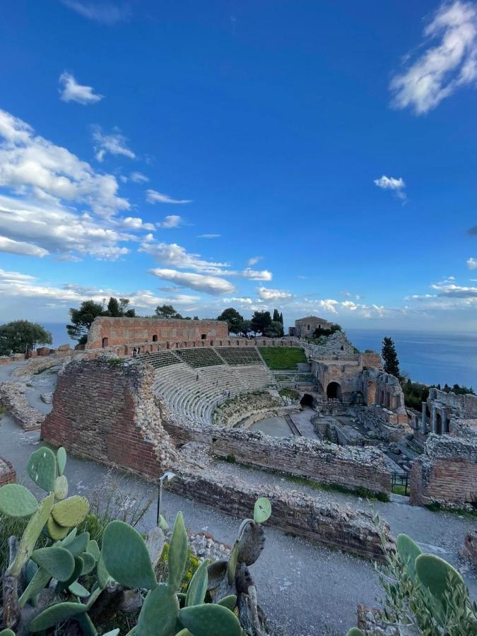Sicilia Bedda Taormina Apartment ภายนอก รูปภาพ