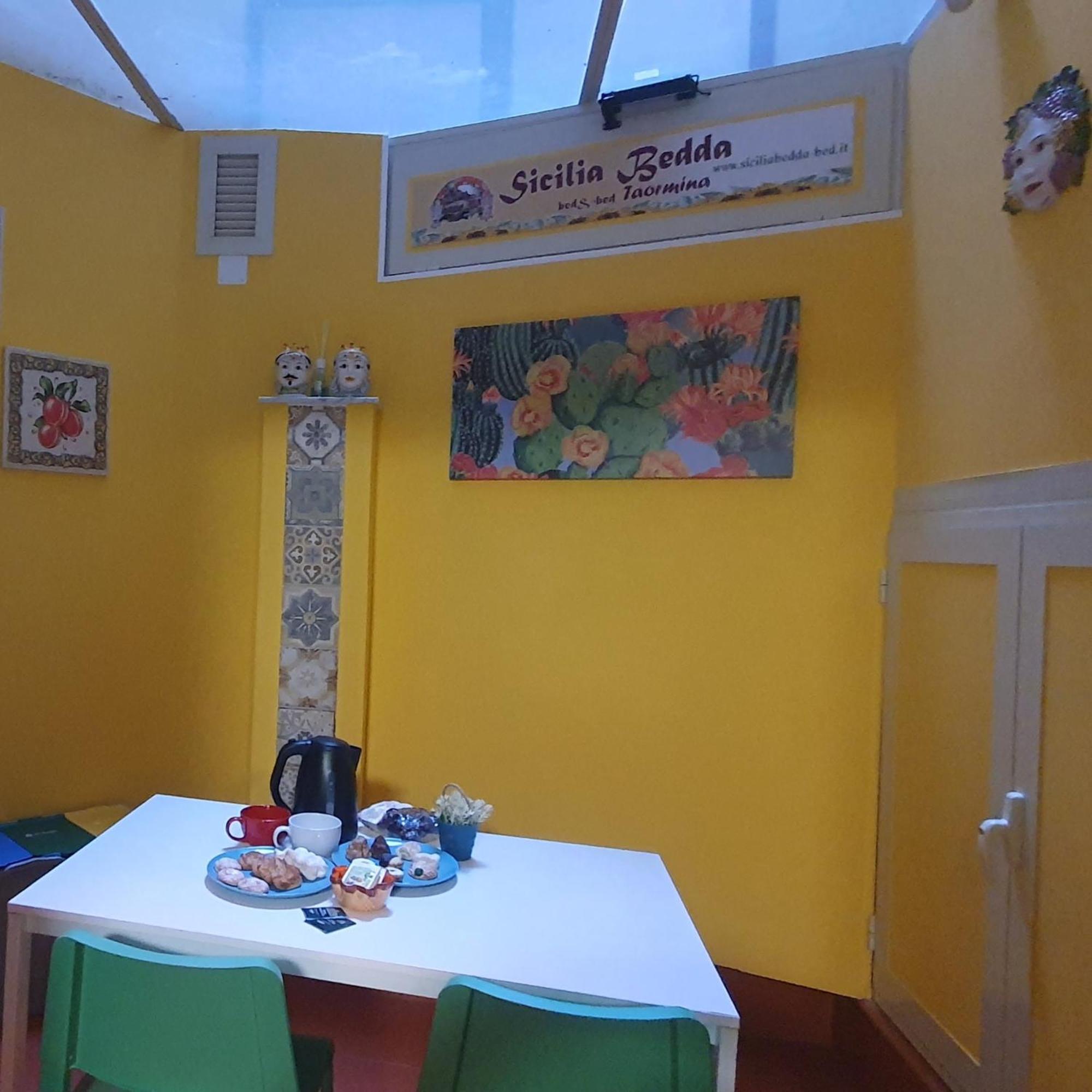 Sicilia Bedda Taormina Apartment ภายนอก รูปภาพ